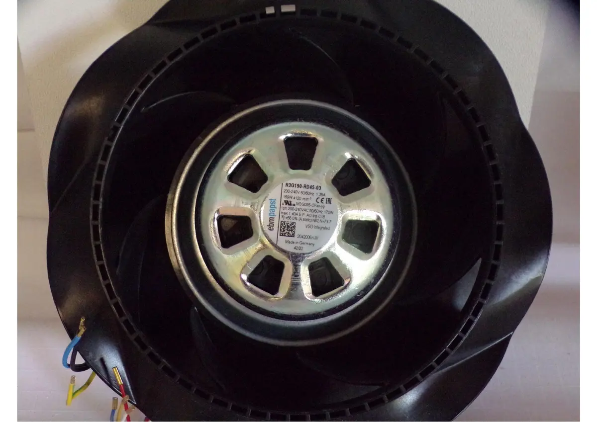 0004109064-MOTOTURBINE EBMPAPST R3G190.RD45.03 4