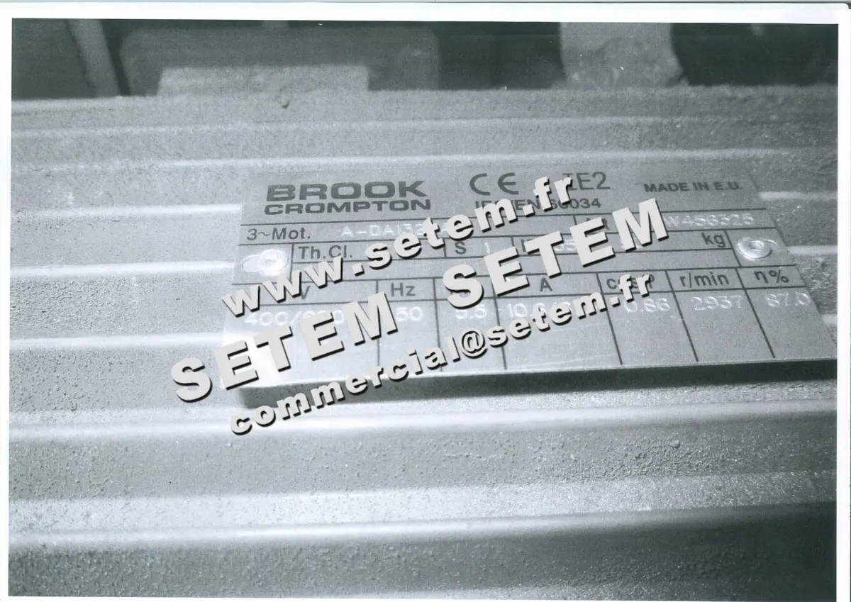 0373000165-MOTEUR BROOK 5.50KW 2P T400/690V HA132 B3 A.DA132SA2