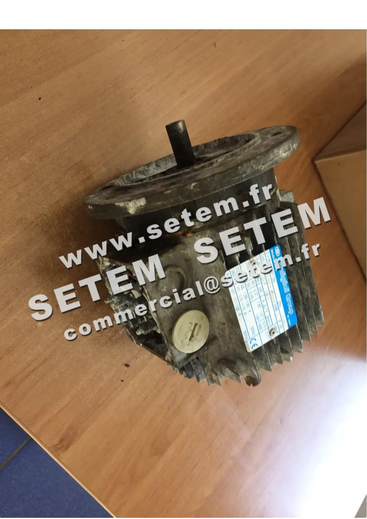 0401501250-MOTEUR BONFIGLIOL 0.27KW 4P T230/400V HA71 B4 BN71B4