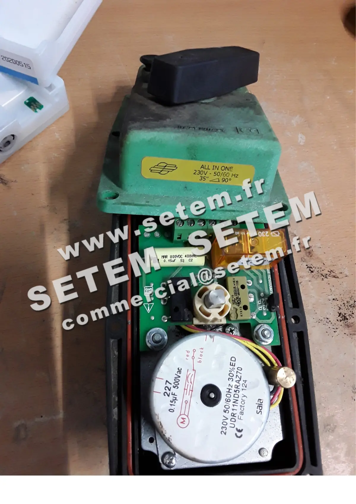 0744502363-SERVOMOTEUR COMPARATO MRC11AA