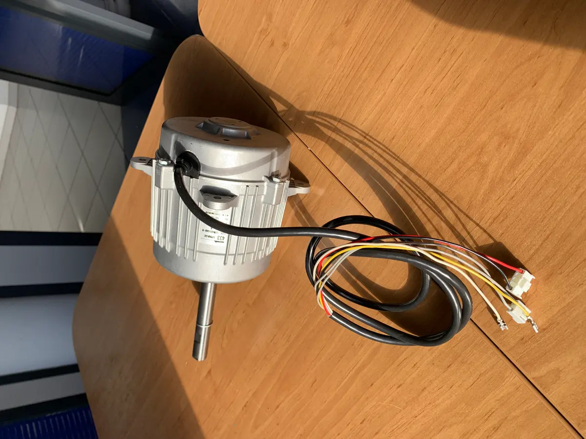 1305502799-MOTEUR DAIKIN CCW6816AD.R 433 2