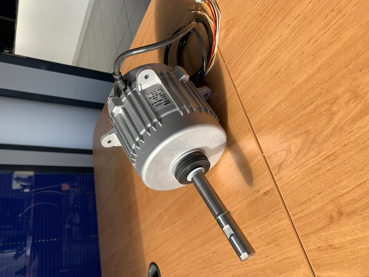 1305502799-MOTEUR DAIKIN CCW6816AD.R 433 3