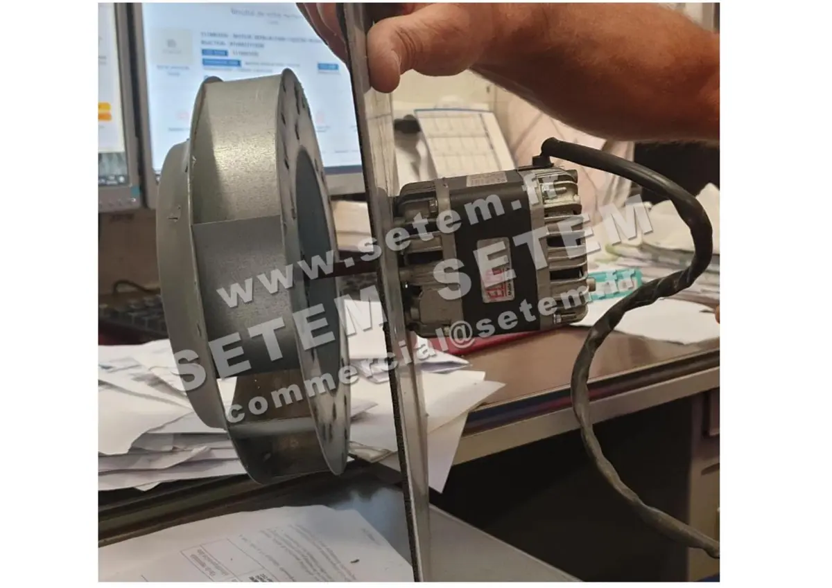 1519001030-MOTEUR ELCOMOTEUR 1BT60.40.3VNA "11025704" *BTNM23TC0508*