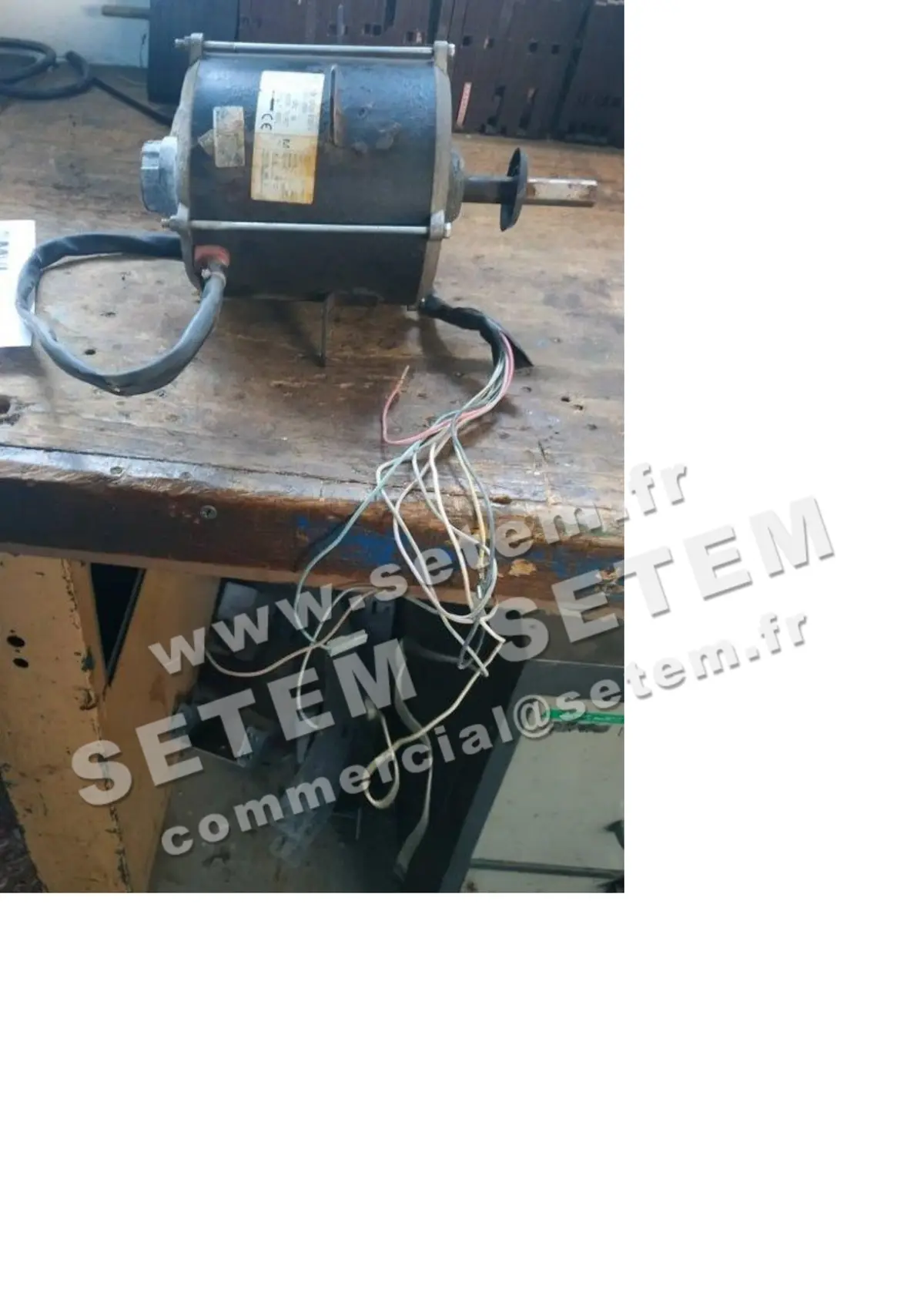 1519002998-MOTEUR ELCOMOTEUR 3HOM520.76.6.3V/4 *40102066*