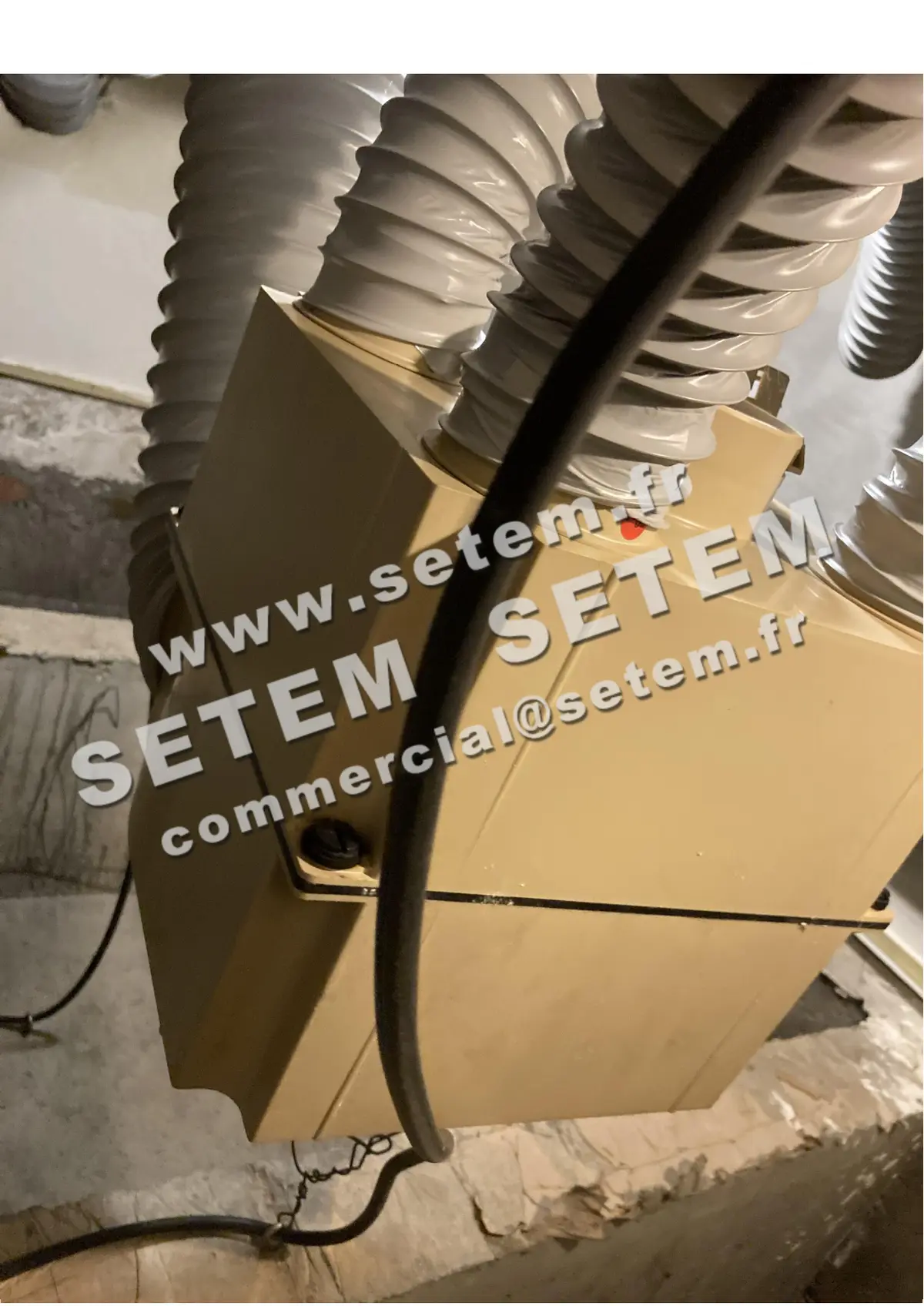 1647008452-CAISSON ELGE VMCN