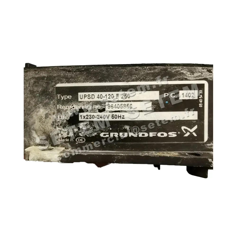 2400501000-BOITE A BORNES UPSD40.120F250 GRUNDFOS 96405856