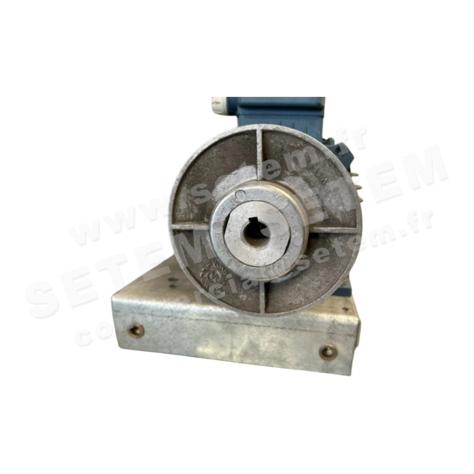 3923101040-MOTEUR LAFERT 0.37KW 4P T230/400V HA71 B3 ST71S4 2