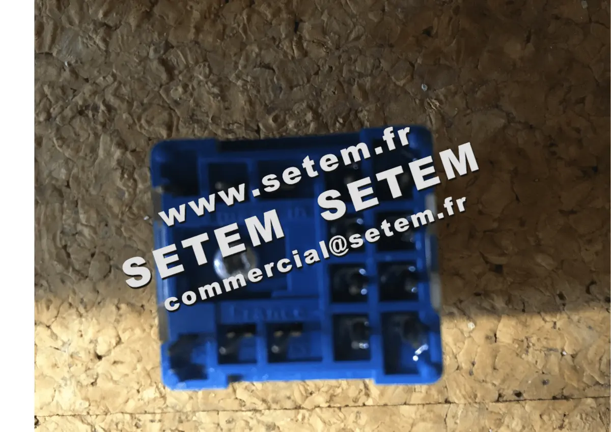 4392000118-SOCLE A VIS EVB/GE P.AV REL.SERIE G MTI