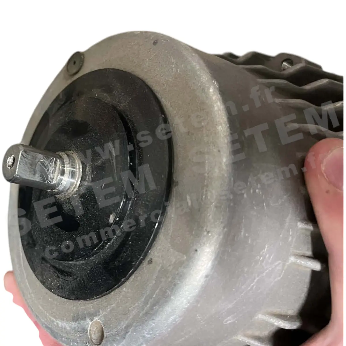 5167000041-MOTEUR PROFROID HE22P/T 0.065KW 6P M230V *303414*