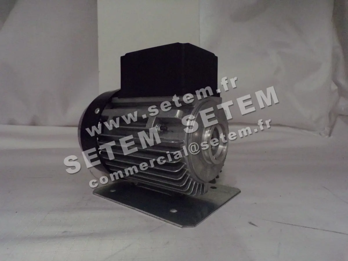 5726002016-MOTEUR RPM C022900